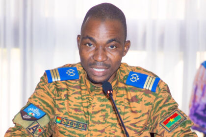 Le Lieutenant Korê Bernard YARO prend les rênes de l’Intendance de la Présidence